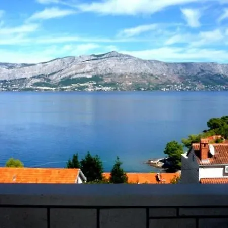 Apartment In With Sea View, Terrace, Air Conditioning, Wifi 5124-1 *