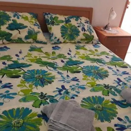 Apartment In With Sea View, Terrace, Air Conditioning, Wifi 5124-1 *